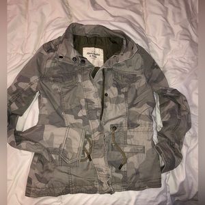 Abercrombie & Fitch Camo jacket size small